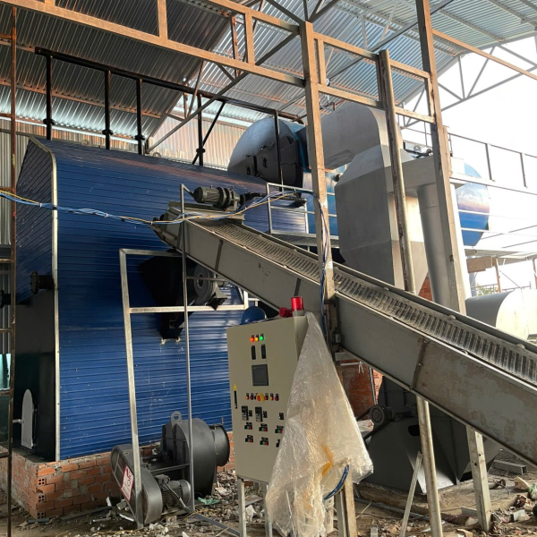 Lò hơi tầng sôi, cấp liệu băng tải